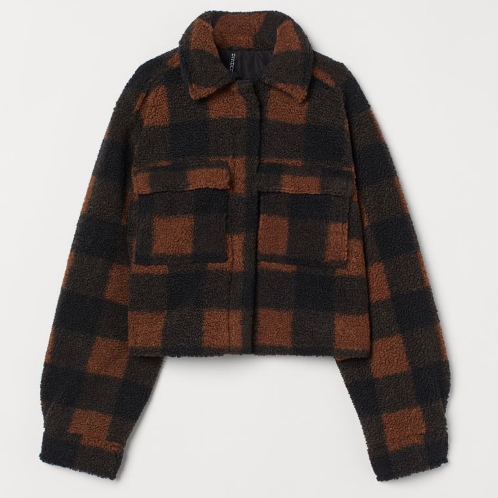✨Cute” H&M” Black and Brown Plaid Cropped Shacket!